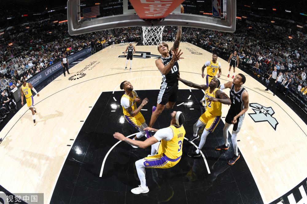 综合考虑两 综合考虑两