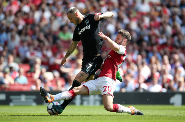 事中的类似 事中的类似